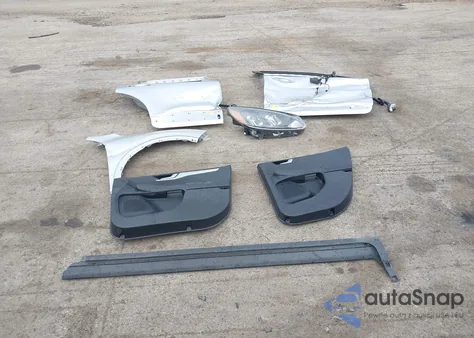 2020 Ford Escape Sel z USA, uszkodzony, nr VIN 1FMCU0H61LUA30367